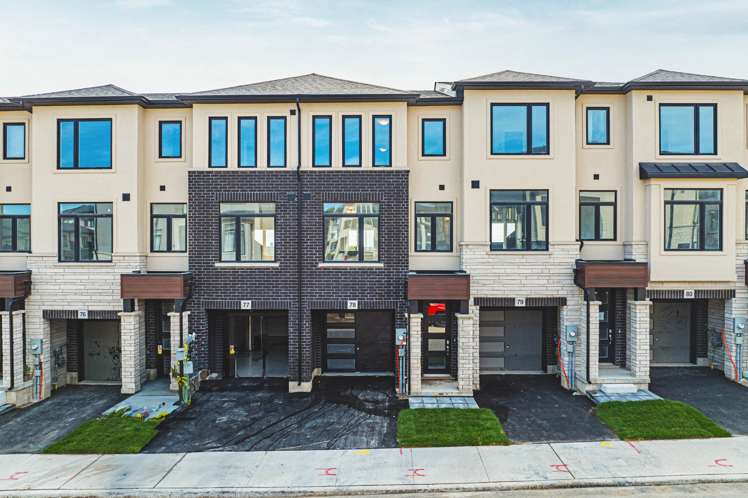 1 – Lot 78-02 WEB Hd – 2500px-2